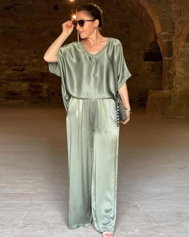 Elegante set da donna a due pezzi (top e pantaloni)