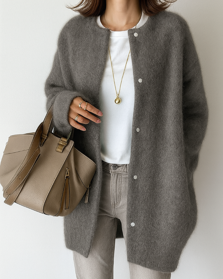 Giacca da donna comoda, minimalista e morbida in maglia