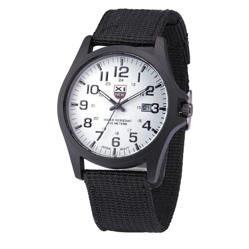 Robusto orologio di stile militare