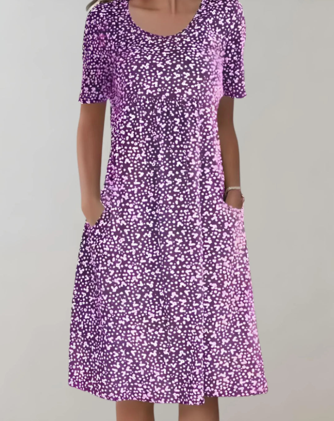 Abito casual leggero con scollo a V da donna
