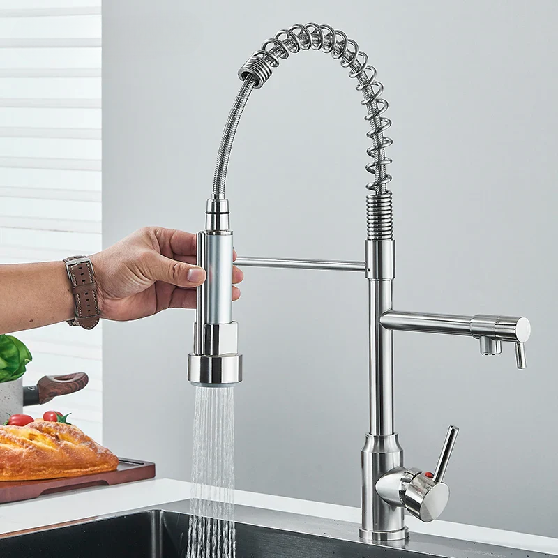 Rubinetto da cucina girevole a 360°