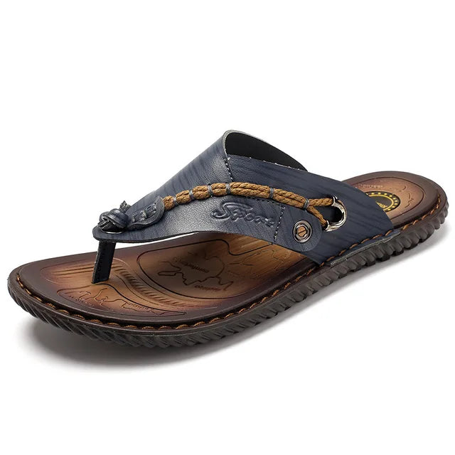 Infradito in pelle da uomo alla moda