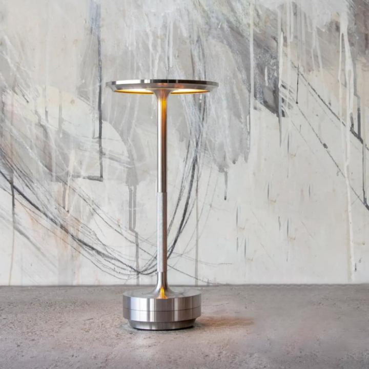 Lampada da tavolo portatile senza fili