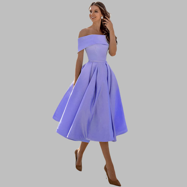 Abito da ballo vintage in raso con spalle scoperte
