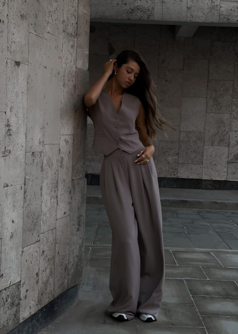 Elegante set di blazer senza maniche per donna