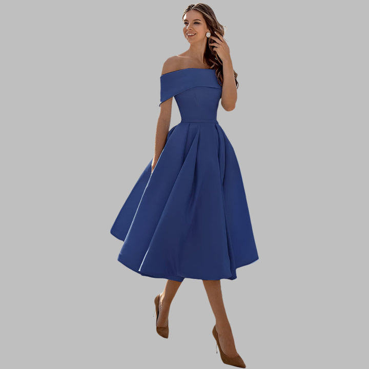 Abito da ballo vintage in raso con spalle scoperte