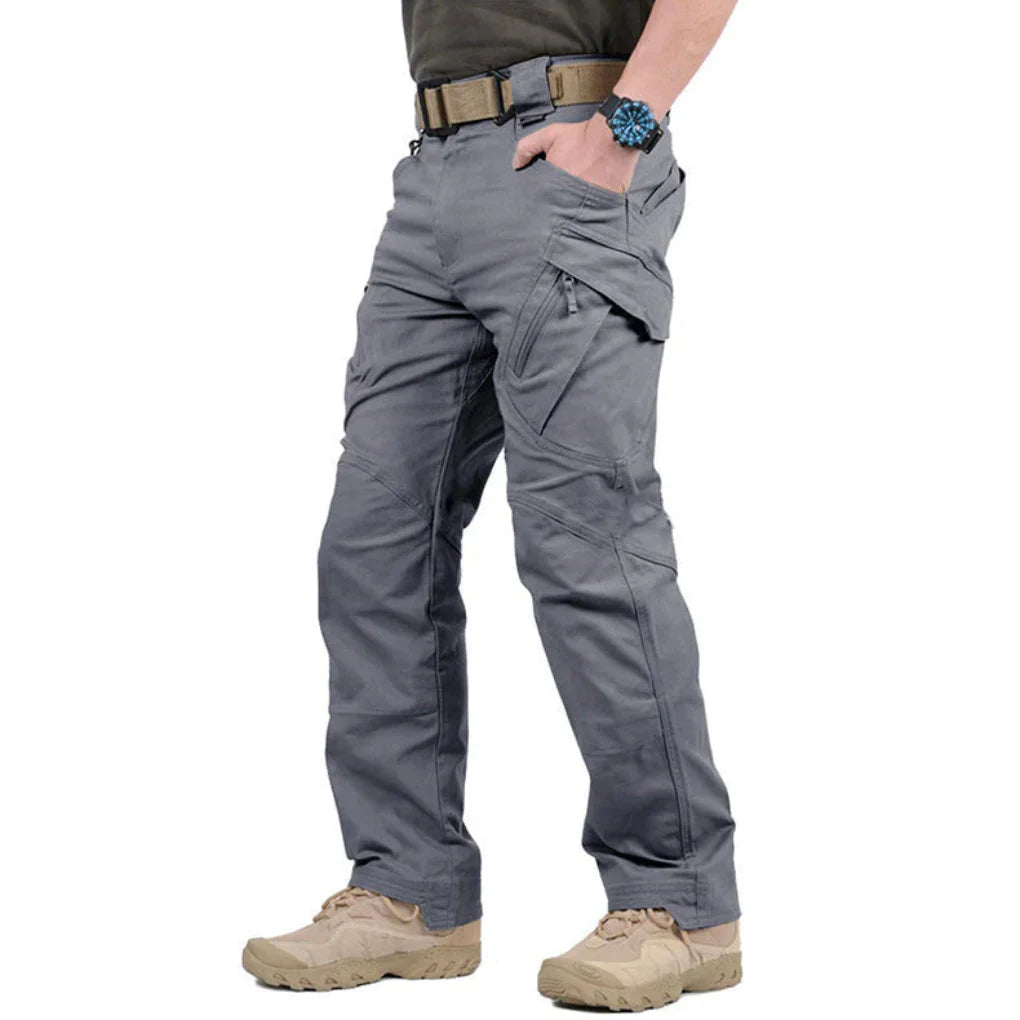 Pantaloni impermeabili multifunzionali