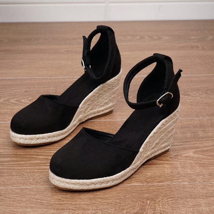 Sandali con zeppa e plateau da donna