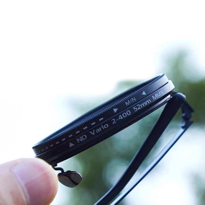 Occhiali da sole con luminosità regolabile