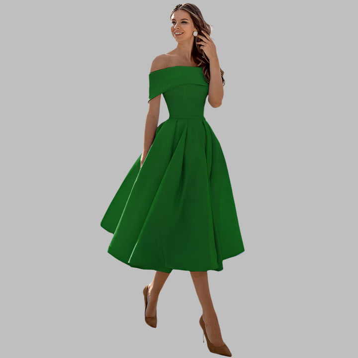 Abito da ballo vintage in raso con spalle scoperte