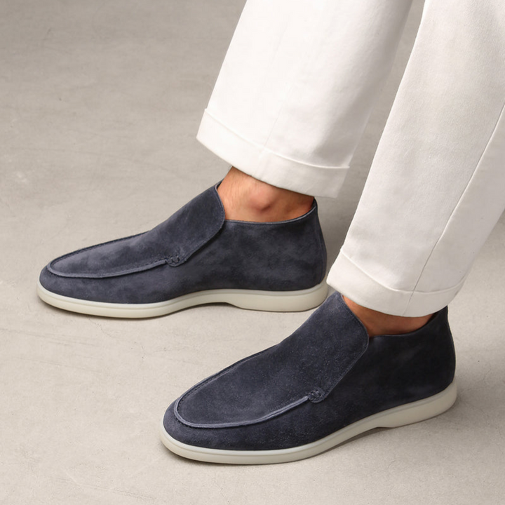 Mocassino elegante da uomo in pelle scamosciata di vitello