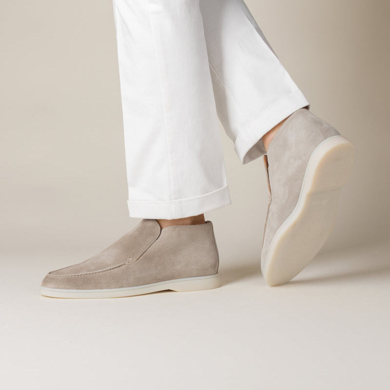 Mocassino elegante da uomo in pelle scamosciata di vitello