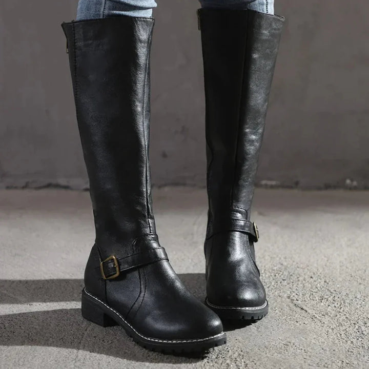 Eleganti stivali in pelle da donna per ogni occasione