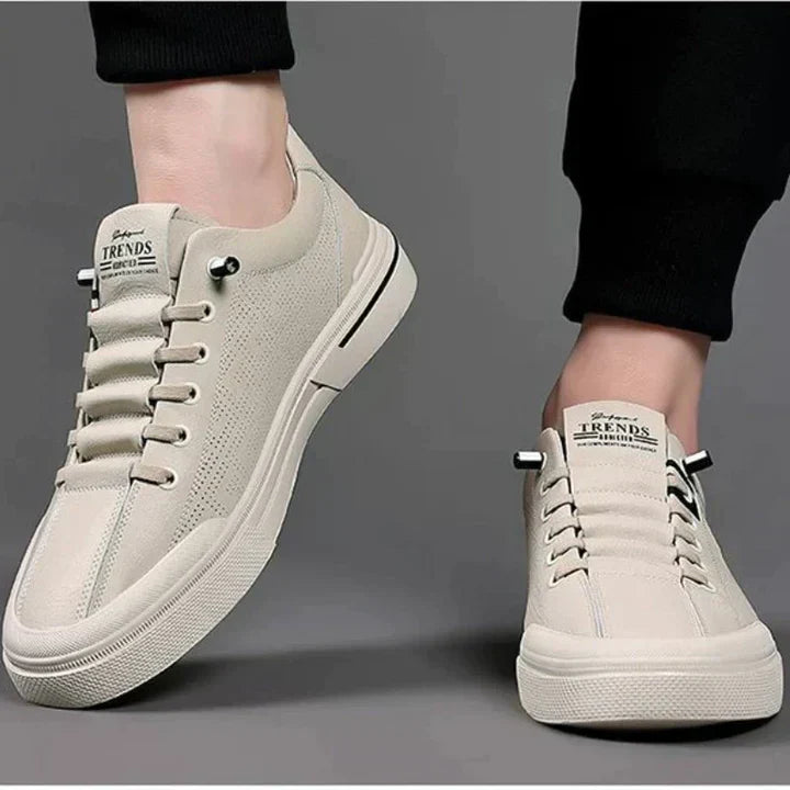 Eleganti scarpe da ginnastica da uomo con un moderno fascino urbano