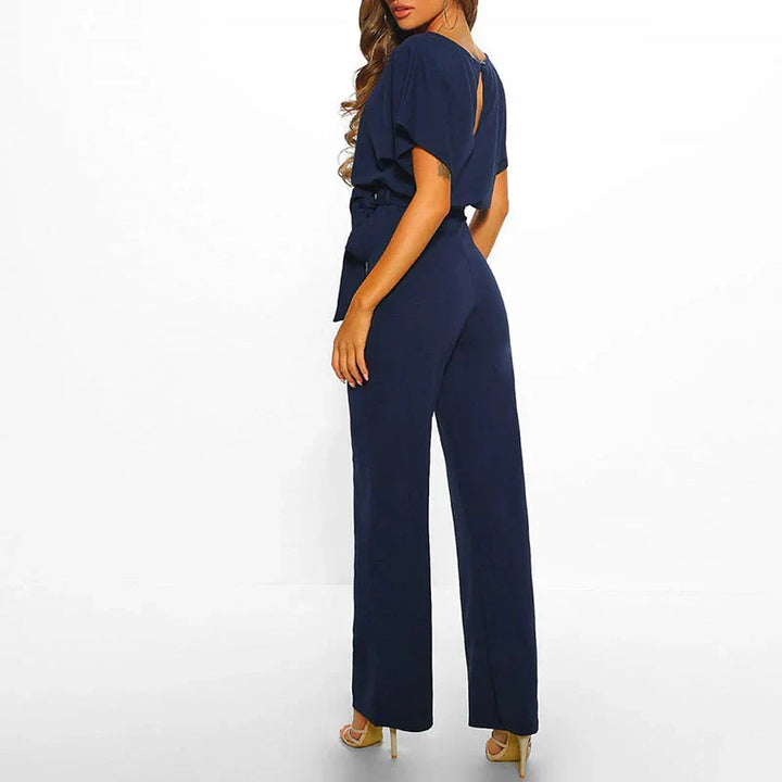 Tuta elegante da donna con vita sottile