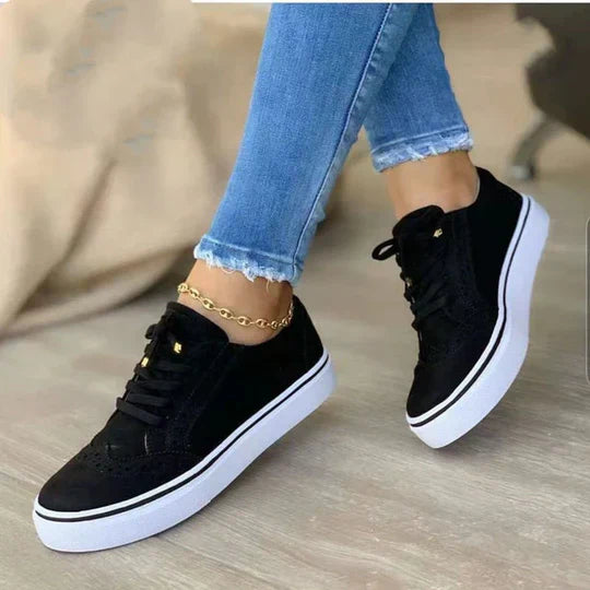 Sneakers ortopediche da donna con lacci