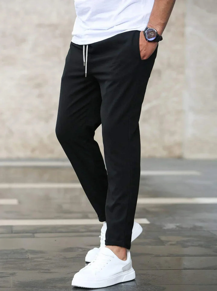 Pantaloni elasticizzati moderni da uomo