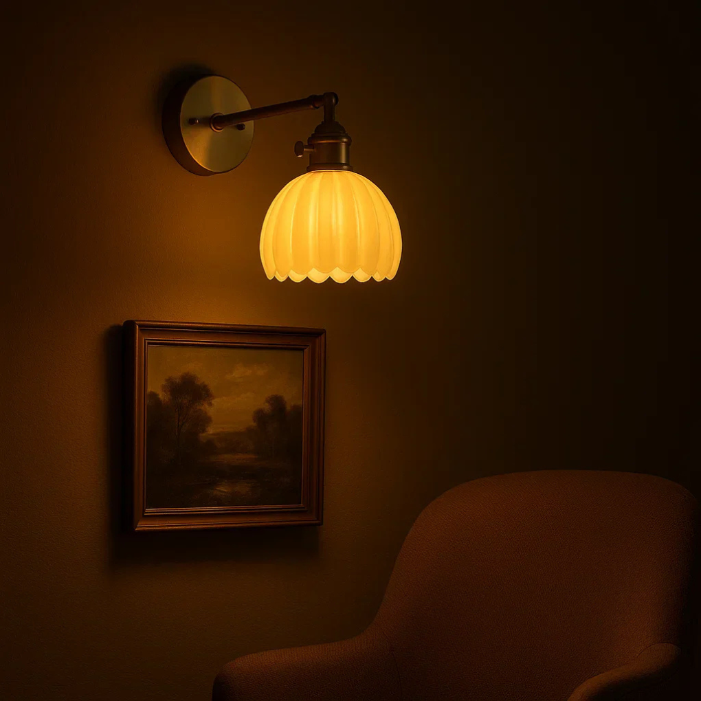 Lampada da parete retrò in vetro a tulipano