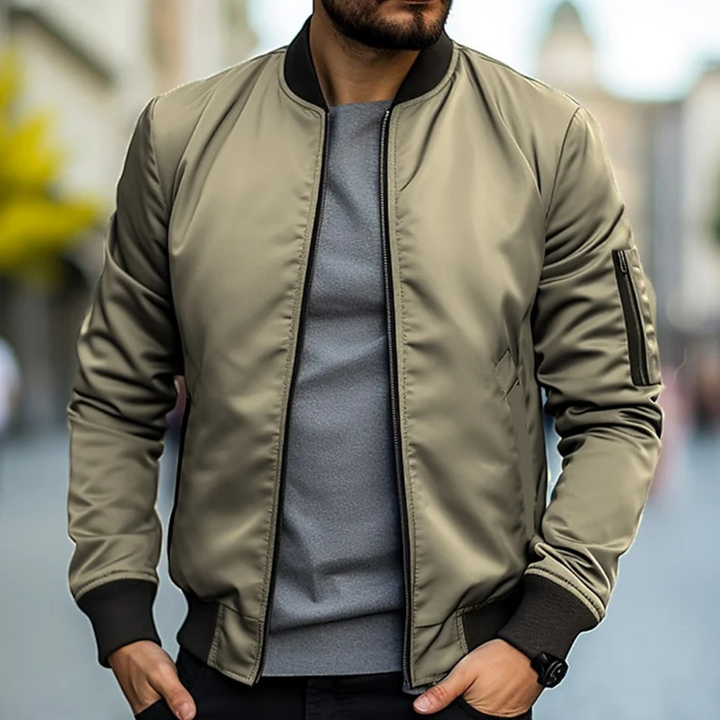 Giubbotto bomber alla moda da uomo