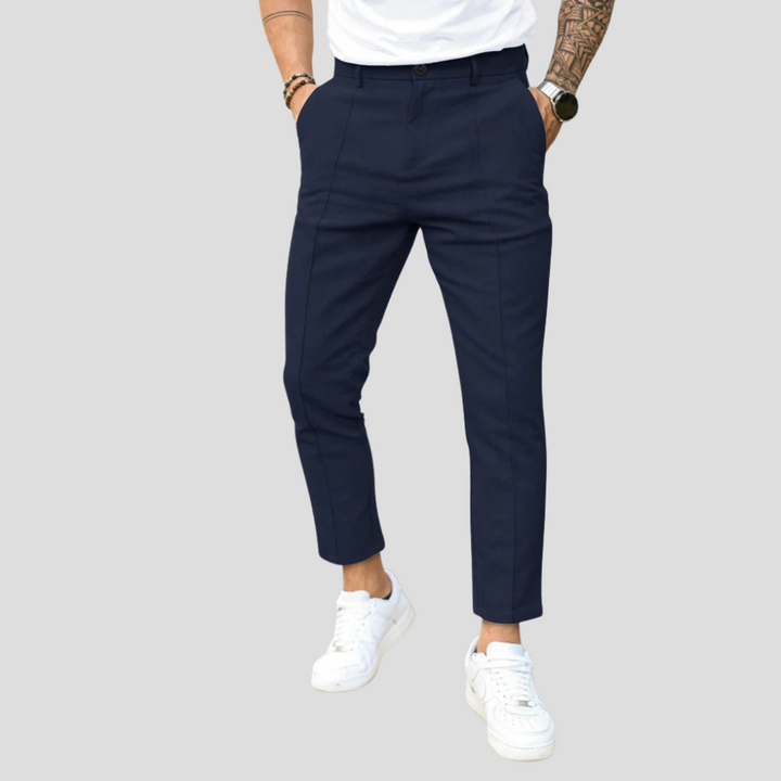 Pantaloni da uomo per il tempo libero: eleganza casual con un fascino quotidiano