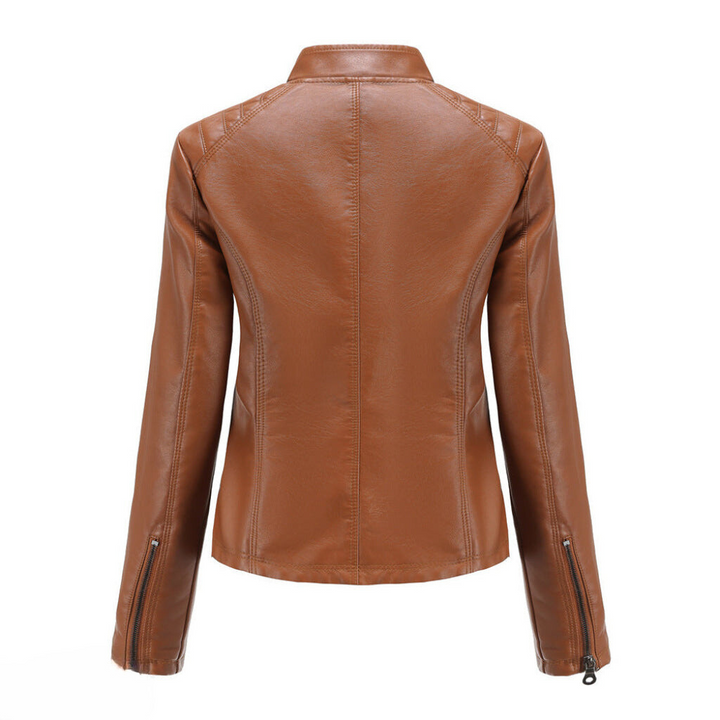 Giacca in Pelle da Donna: Eleganza e Stile per Ogni Occasione