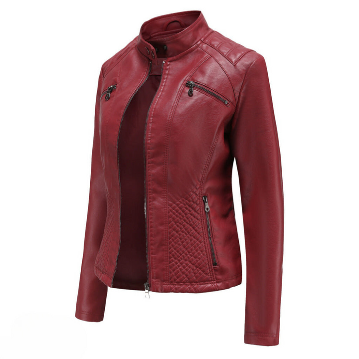 Giacca in Pelle da Donna: Eleganza e Stile per Ogni Occasione