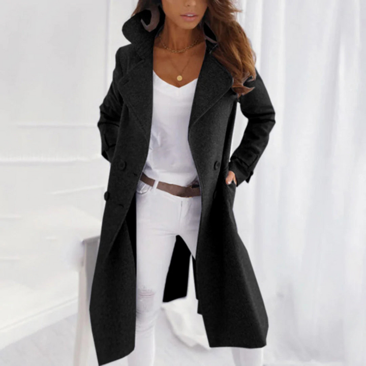 Cappotto moderno con colletto rovesciato