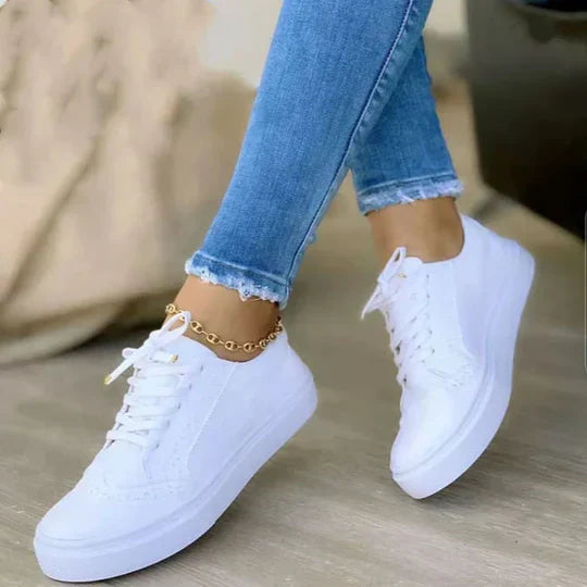 Sneakers ortopediche da donna con lacci