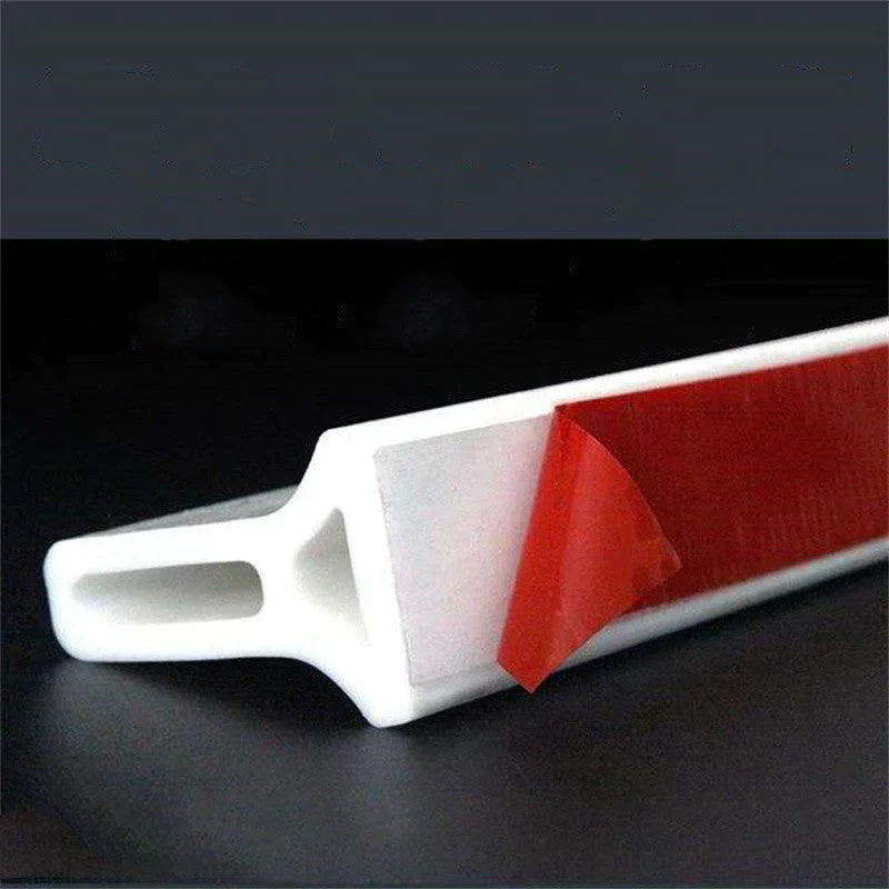 Guarnizione in silicone WaterStopper per bagni e cucine senza infiltrazioni