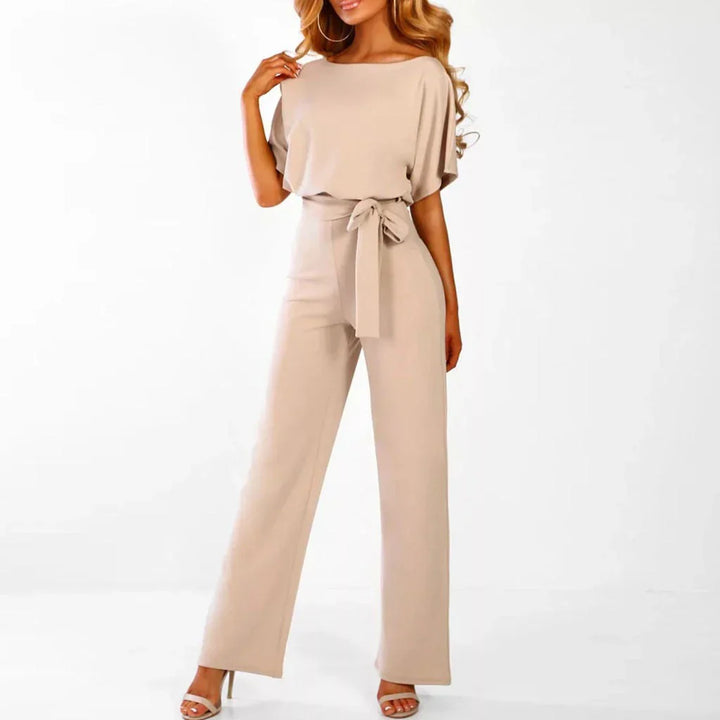Tuta elegante da donna con vita sottile
