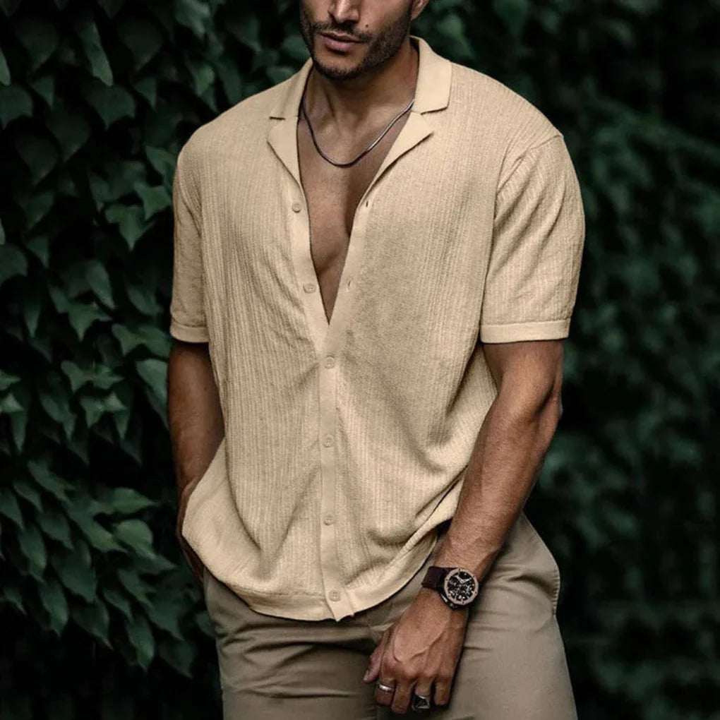 Camicia estiva da uomo in lino con chiusura a bottoni