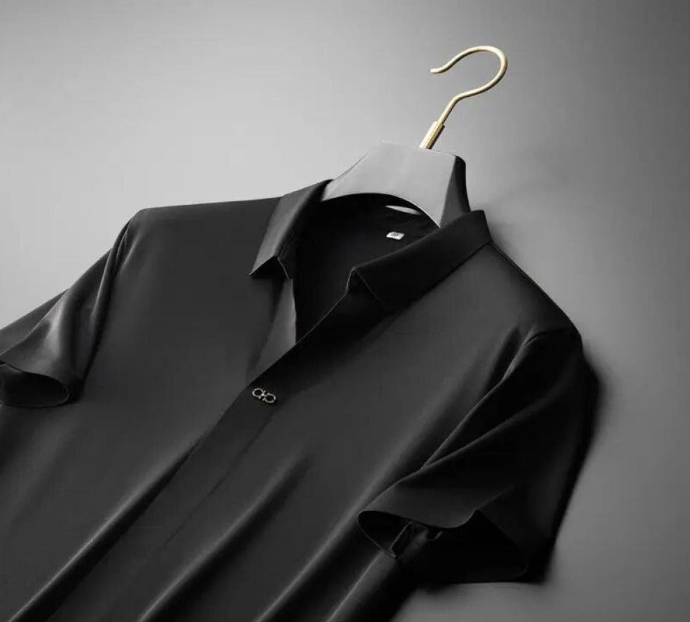 Set polo e pantaloni due pezzi per uomo