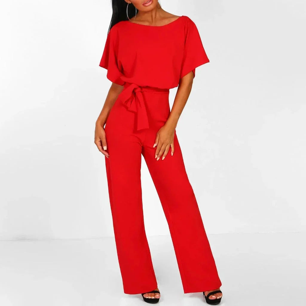 Tuta elegante da donna con vita sottile