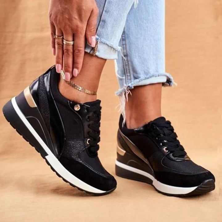 Scarpe da ginnastica leggere in maglia
