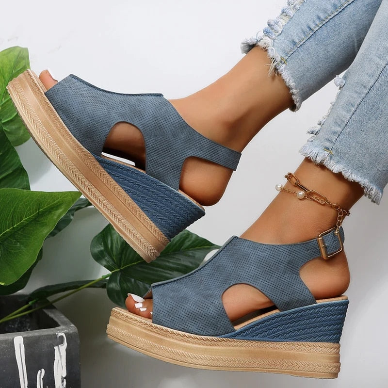 Sandali con zeppa con supporto extra per le donne