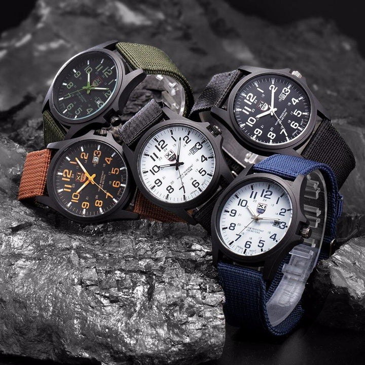 Robusto orologio di stile militare