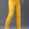 Jeans Slim Fit Stretch da Uomo: Comfort e Stile per Ogni Occasione