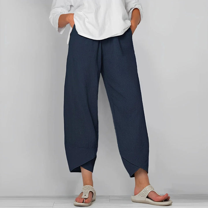 Eleganti pantaloni in raso a gamba larga