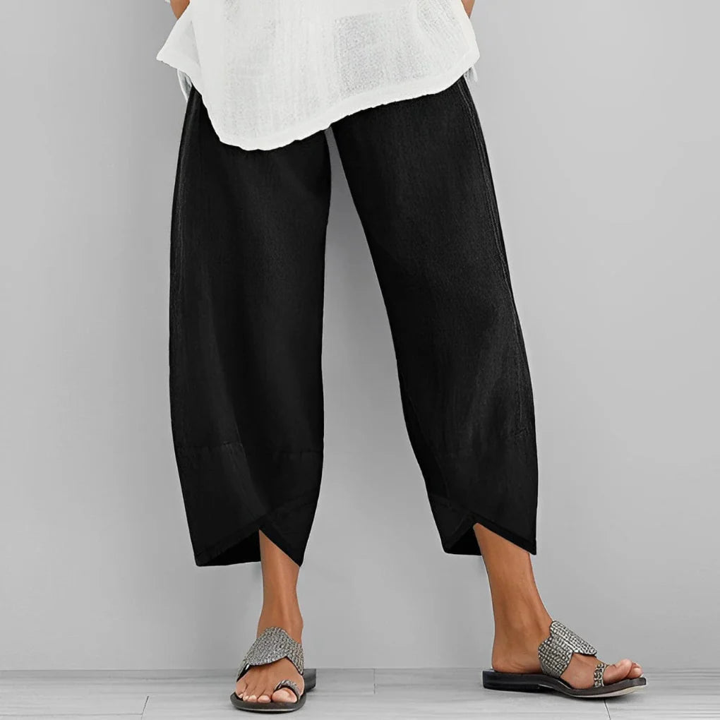 Eleganti pantaloni in raso a gamba larga