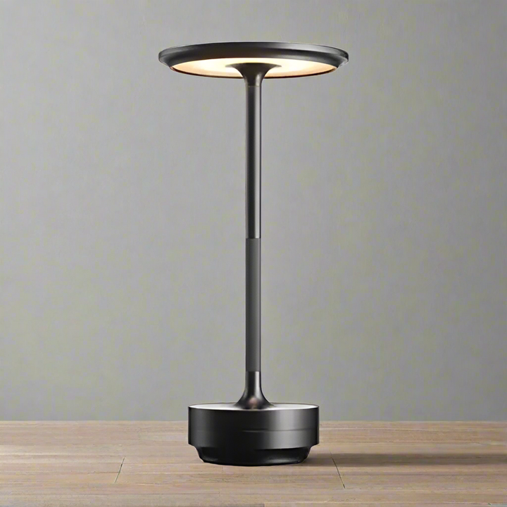 Lampada da tavolo wireless con ricarica semplice