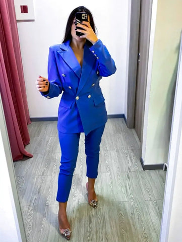 Abito elegante da donna a due pezzi (blazer e pantaloni)