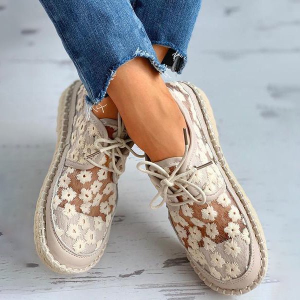 Sneakers ortopediche ricamate da donna