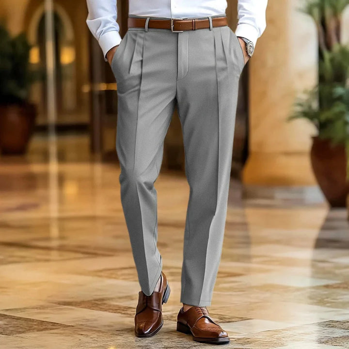 Pantaloni estivi in lino