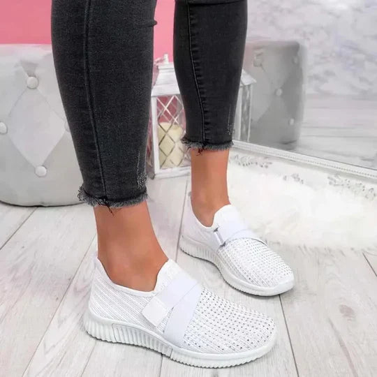 Ballerine eleganti da donna con cinturino a T