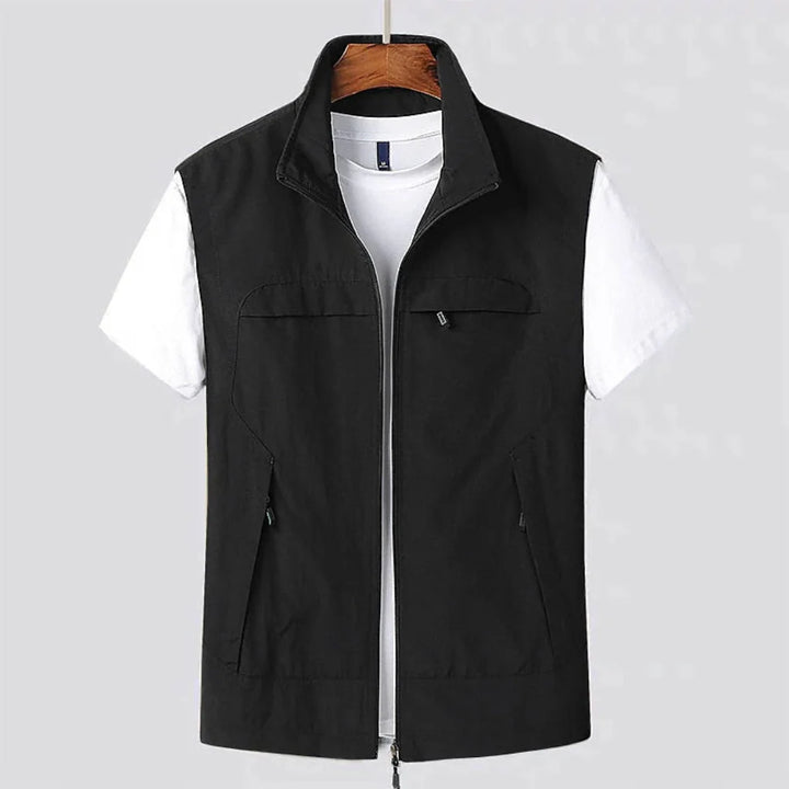 Gilet ad asciugatura rapida da uomo: design funzionale con stile attivo